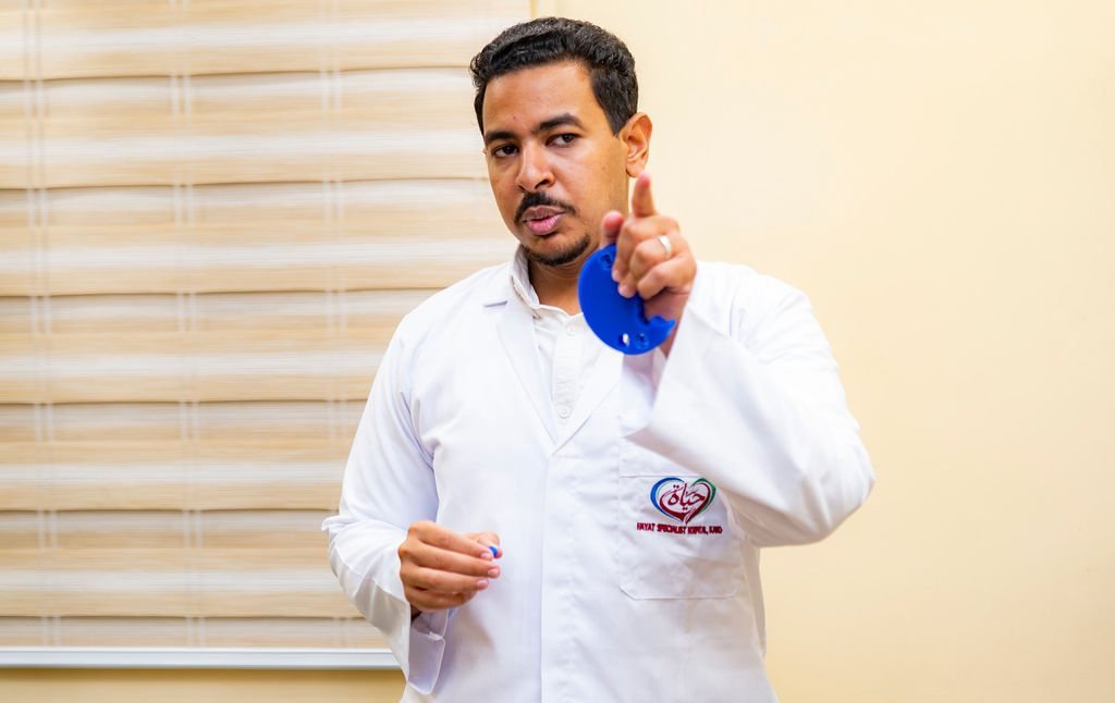 Lead dental surgeon